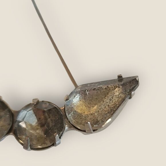 Vintage Clear Speckled Rhinestone Brooch Silver Tone U Shape Horseshoe Estate - Picture 9 of 11